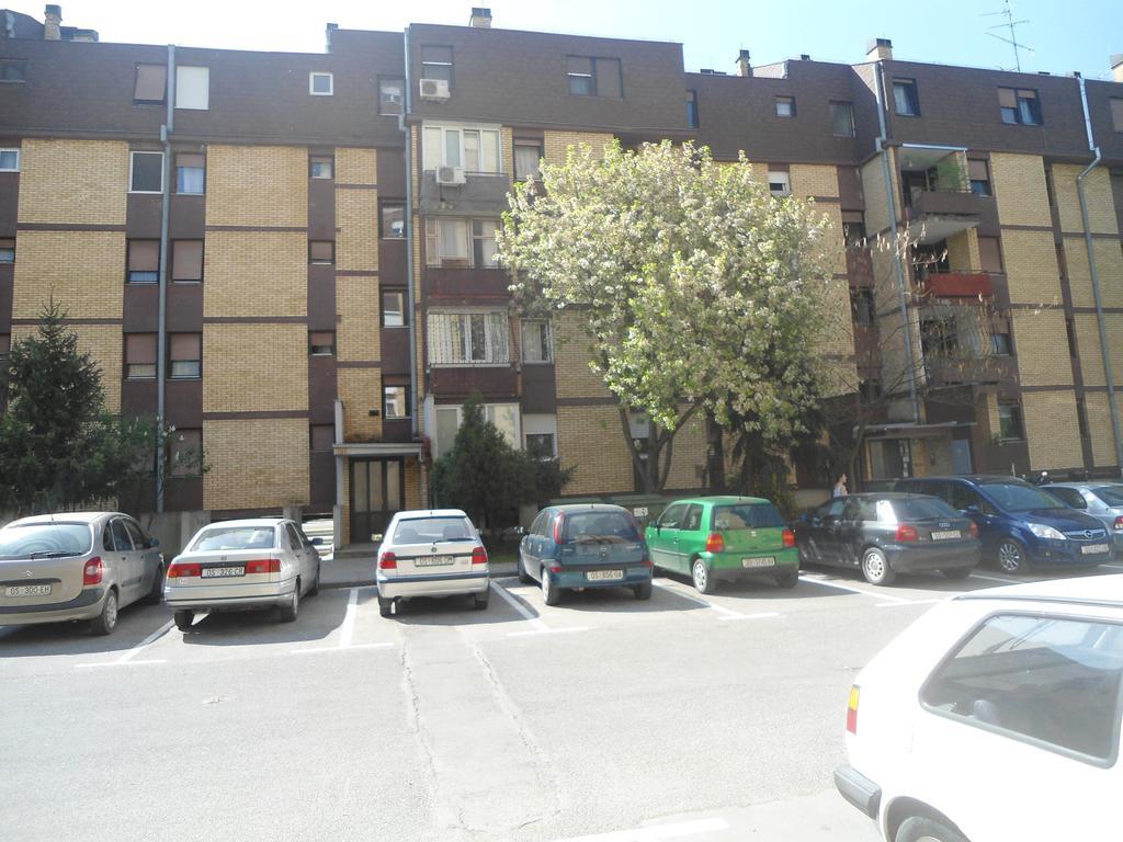 Apartman Osijek Værelse billede