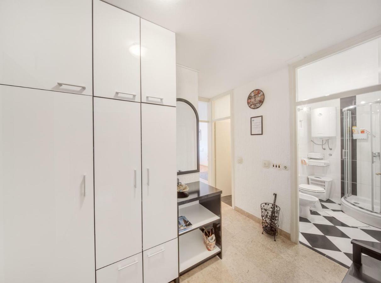 Apartman Osijek Eksteriør billede